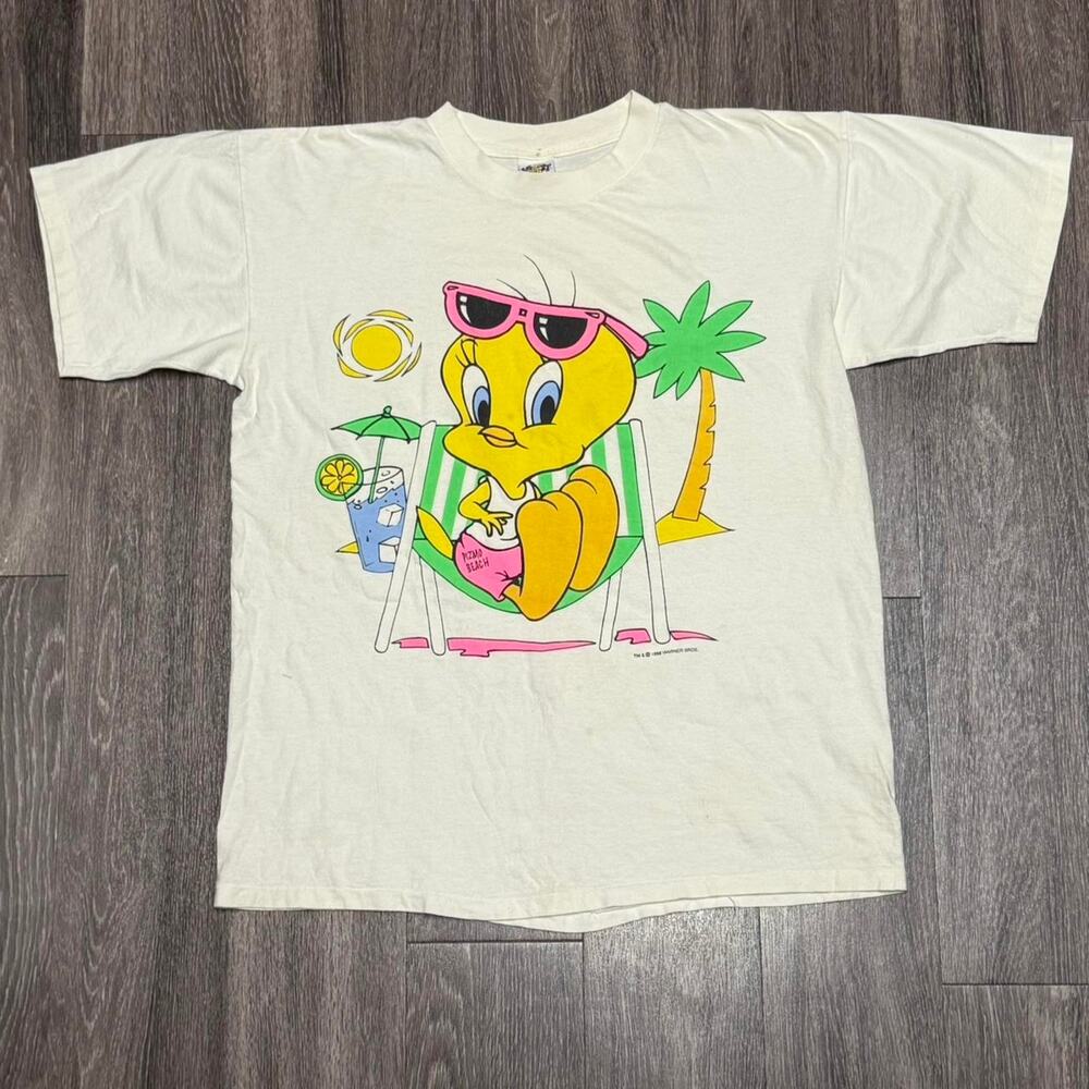 ☀️ Looney Tunes Tweety Bird “Pizmo Beach” Tee 🐤🌴( L )